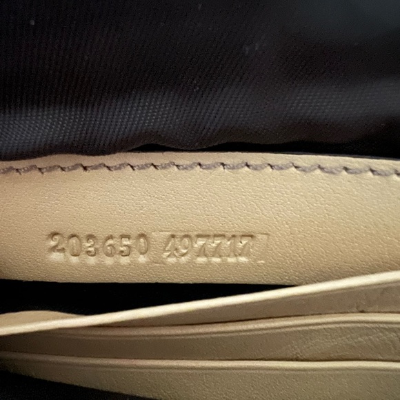 GUCCI MONOGRAM D RING WRISTLET WALLET - Picture 3 of 7